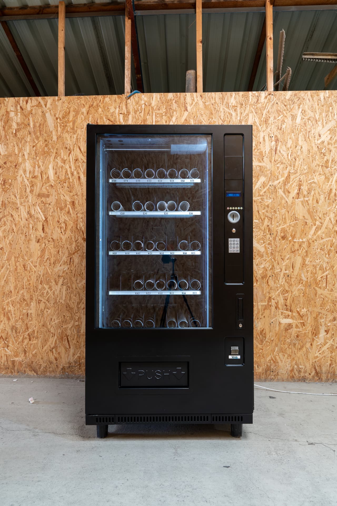 Repasovaný automat Vendo Sanden HS8