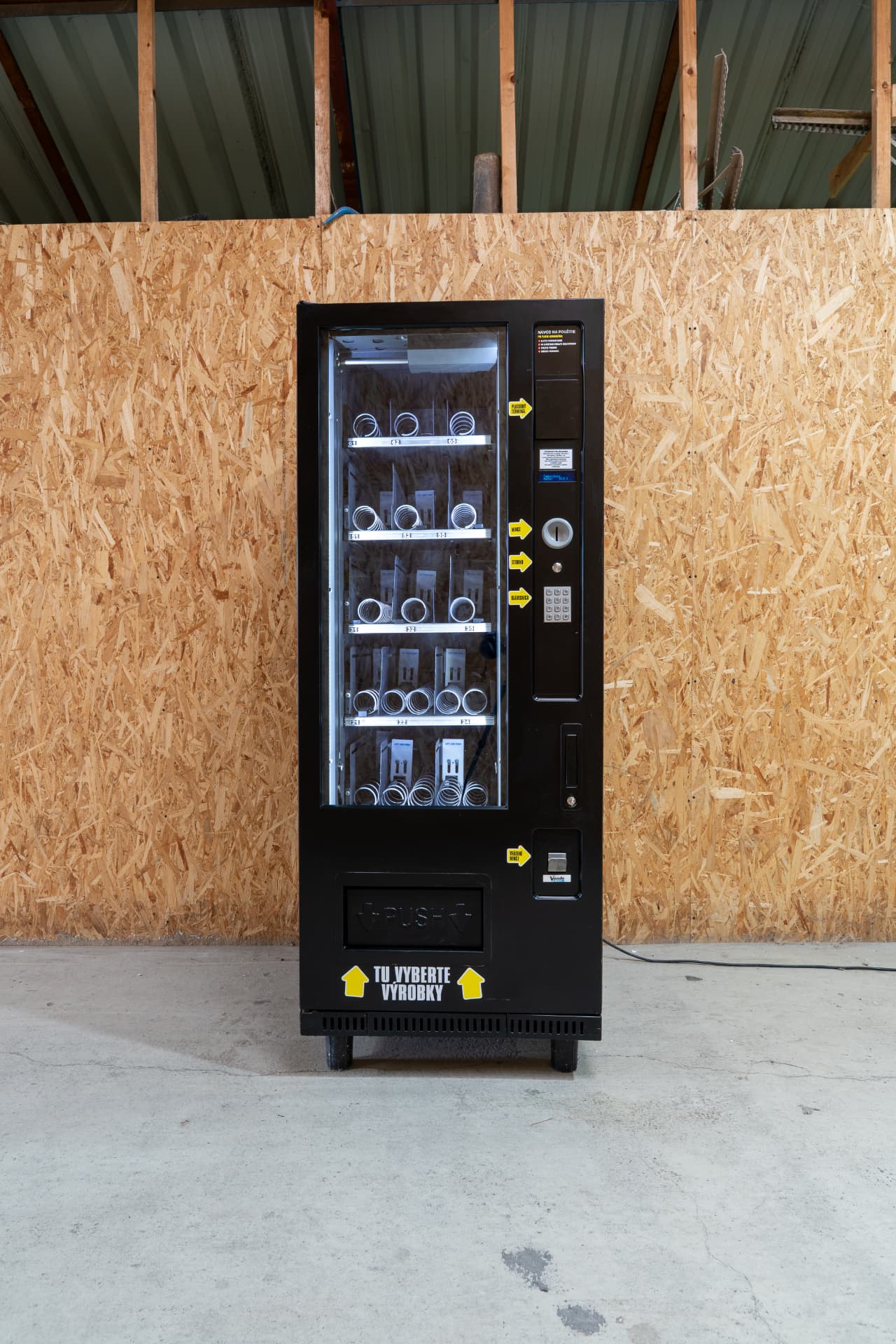 Repasovaný automat Vendo Sanden HS5